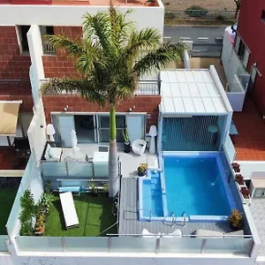 Con Piscina Privada Palmeras Vakantiehuis